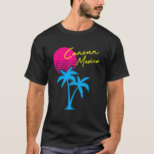 Vintage Cancun Mexico Palm Trees retro synthwave a T-Shirt