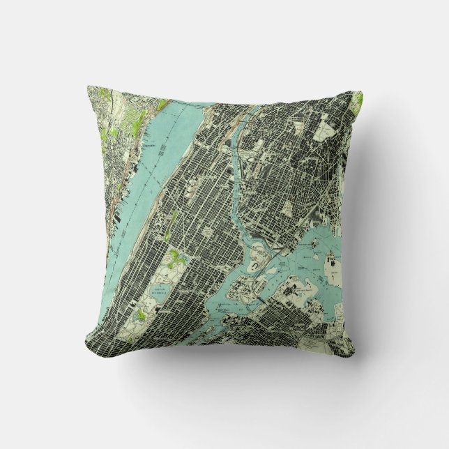 Vintage Central Park & Bronx NY Map (1947) Cushion (Front)