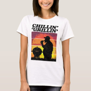 Vintage Chillin’ & Grillin’ Distressed Women's T-Shirt
