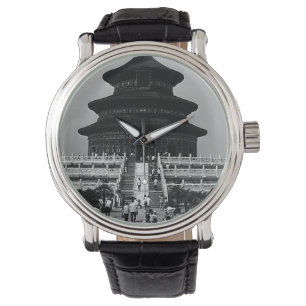 Vintage China Pekin Temple of Heaven Watch