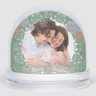 Vintage Christmas Wreath Custom Photo and Message Snowglobe