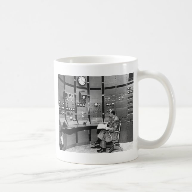 vintage-computer.jpg coffee mug (Right)