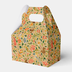 Vintage Crewel Animal Embroidery: Antique Tapestry Favour Box