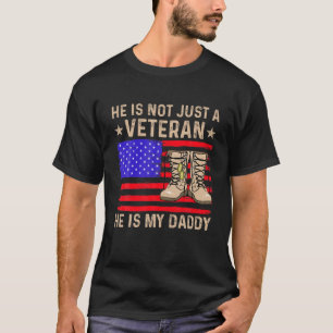Vintage Daddy Veteran USA Flag Veterans Day Father T-Shirt