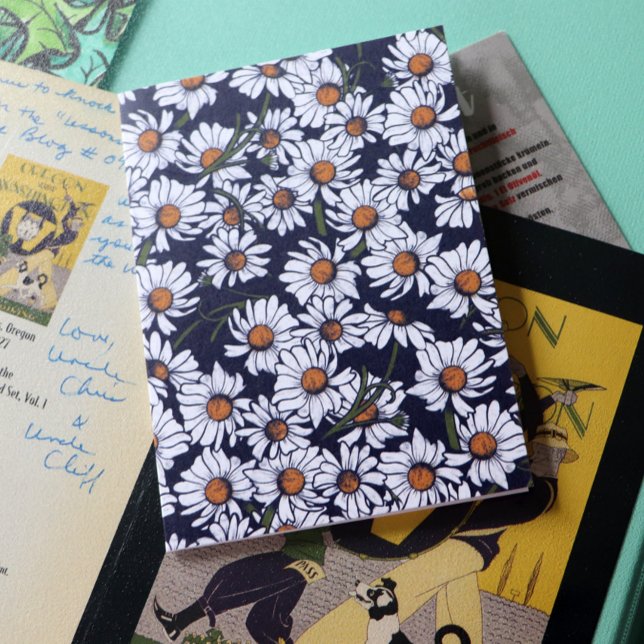 Vintage Daisies Daisy Garden Pattern Gardener Card (Creator Uploaded)