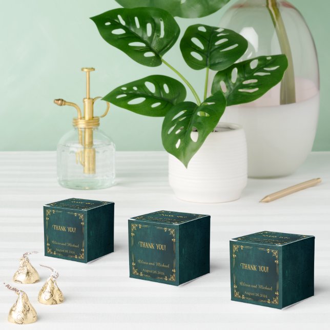 Vintage Dark Green Favour Box (Multiple)