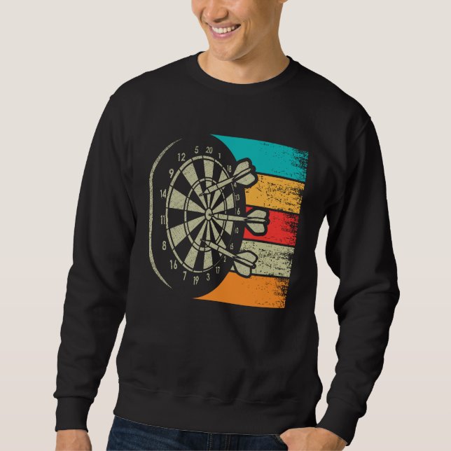 Vintage Darts Dartboard Bullseye Arrow Dart Lovers Sweatshirt (Front)