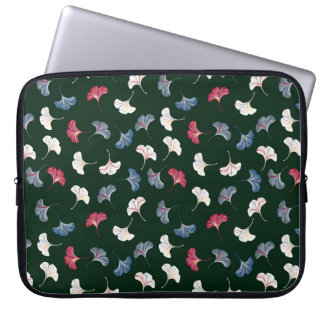 Vintage ditsy seamless pattern with ginkgo leaves laptop sleeve