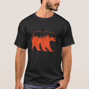 Vintage Downtown Chicago City Skyline Walking Bear T-Shirt