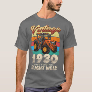 Vintage Est 1930 Farmer Tractor 92nd Birthday 92 Y T-Shirt