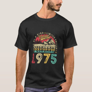 Vintage February 1975 50th Birthday Gift Retro Men T-Shirt
