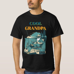 Vintage Fisherman On The Dock Retro Fishing Design T-Shirt