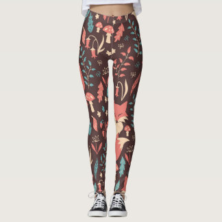 Vintage Floral: Elegant Seamless Illustration Leggings