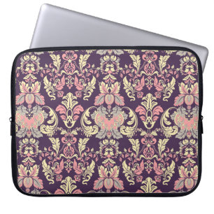 Vintage floral seamless patten. Classic Baroque wa Laptop Sleeve