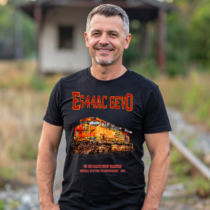 Vintage GE ES44AC GEVO Diesel Locomotive  T-Shirt