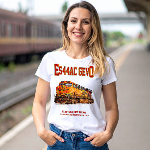 Vintage GE ES44AC GEVO Diesel Locomotive  T-Shirt