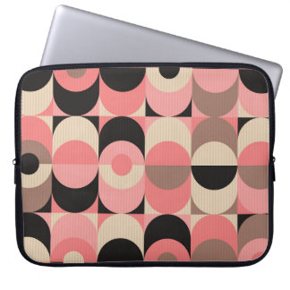 Vintage Geometric: Classic Seamless Pattern Laptop Sleeve