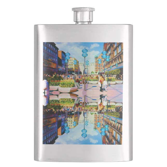 Vintage Germany Munich Towngate Karistor Hip Flask (Front)