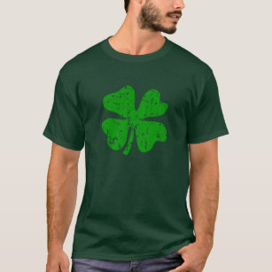 Vintage green shamrock t shirt for St Patricks Day