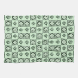 Vintage Green St Patrick retro shamrock pattern  K Tea Towel