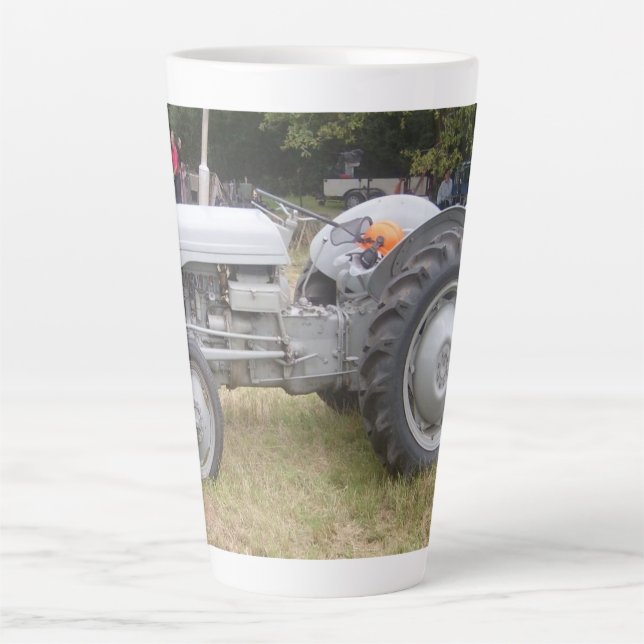 Vintage Grey massey fergison tractor Latte Mug (Front)