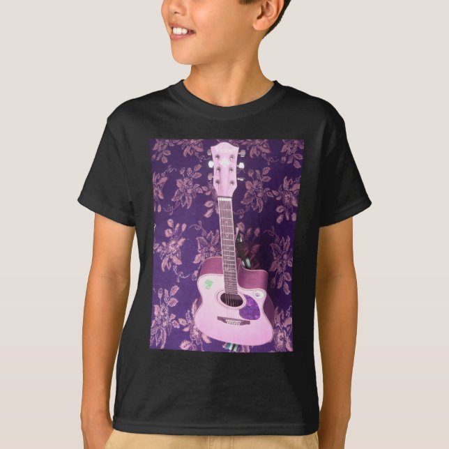 Vintage Guitar: African Vibe Style Dream T-Shirt (Front)