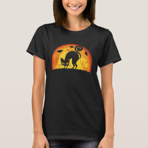 Vintage Halloween Cute Scary Black Cat at Night Ho T-Shirt