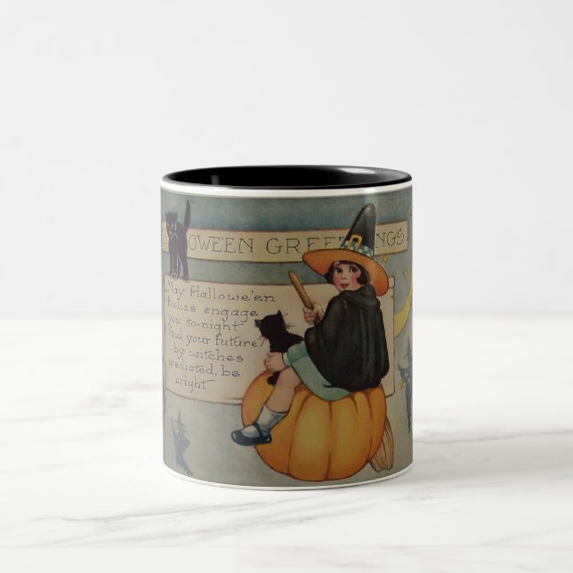 vintage halloween mug (Center)