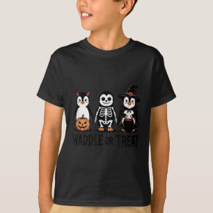 Vintage Halloween Penguin Trick Or Waddle Spooky _ T-Shirt