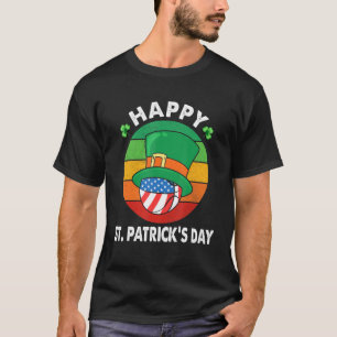 Vintage Happy St Patricks Day Basketball Leprechau T-Shirt