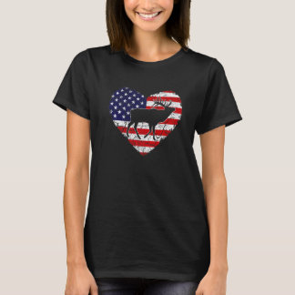 Vintage Heart Elk Animal Retro Us American Flag T-Shirt