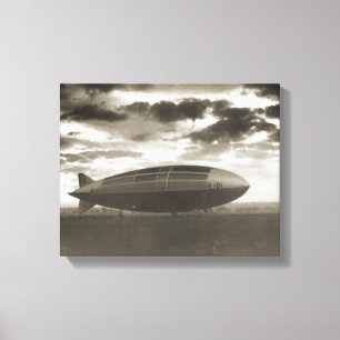 Vintage historic airship, R101 at Cardington Canvas Print