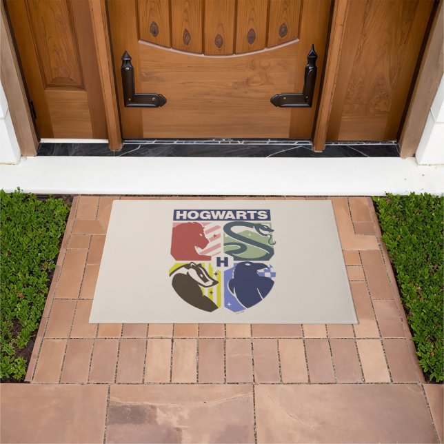 Vintage HOGWARTS™ Stamped Crest Doormat (Outdoor)