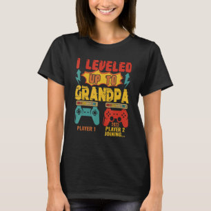 Vintage I Leveled Up To Grandpa 2023 Gamer Expecti T-Shirt
