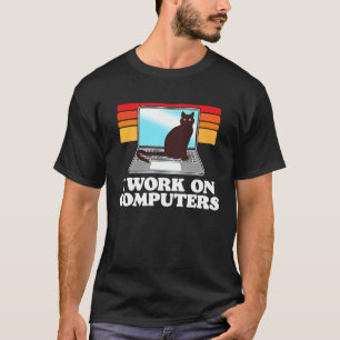 Vintage I Work On Computers Black Cat Men Women T-Shirt