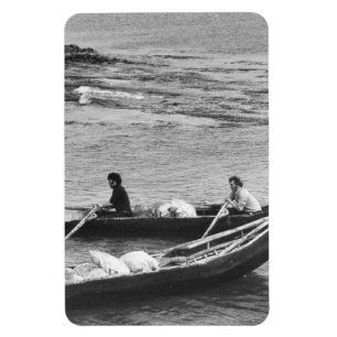Vintage Ireland, Aran Island Currach Boat at Sea Magnet