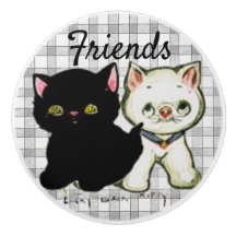 Vintage Kittens Image Ceramic Pull