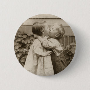 Vintage Love Photo of Children Kissing in a Garden 6 Cm Round Badge