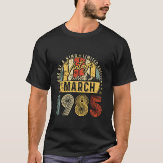 Vintage March 1985 40th Birthday Gift Vintage Men T-Shirt