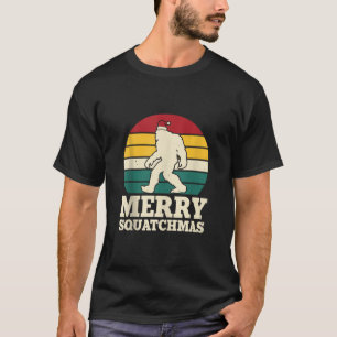 Vintage Merry Squtchmas Bigfoot Santa Hat Xmas Tan T-Shirt