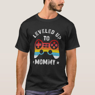 Vintage Mommy Gamer Pregnancy Announcement Level U T-Shirt