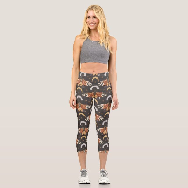 Vintage Moth Floral Pattern Capri Leggings (Front)