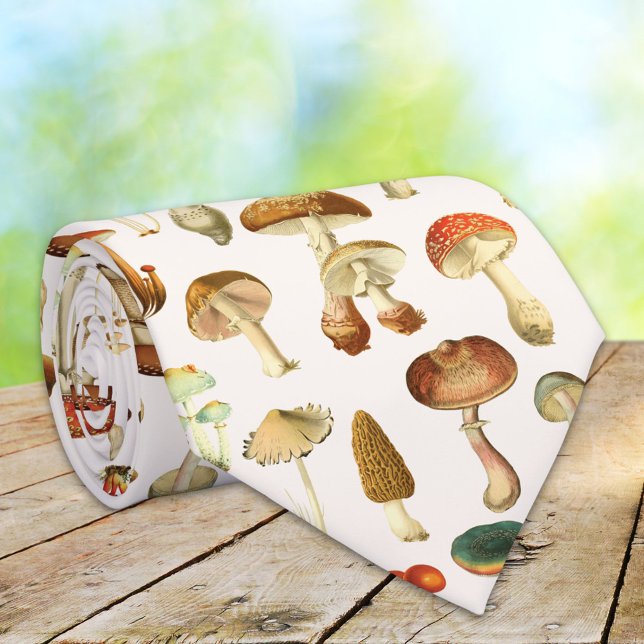 Vintage Mushroom Pattern Tie (Close up)