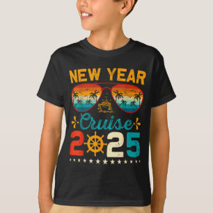 Vintage New Year Cruise 2025 Family Matching Nye C T-Shirt