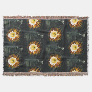Vintage Night-Blowing Cereus Gothic Art Throw Blanket