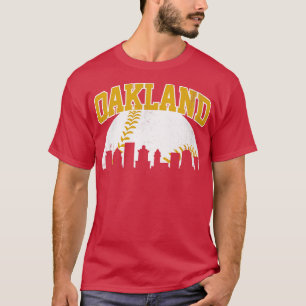 Vintage Oakland Skyline City Gameday Retro Vintage T-Shirt