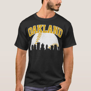 Vintage Oakland Skyline City Gameday Retro Vintage T-Shirt