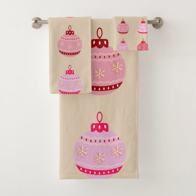 Vintage Ornaments Christmas Bath Towel Set (Insitu)