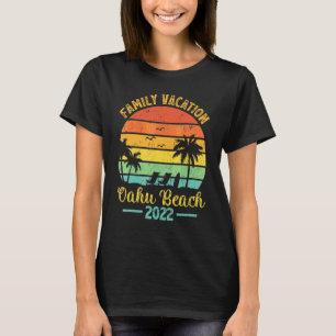 Vintage Palm Tree Family Vacation 2022 Hawaii Oahu T-Shirt