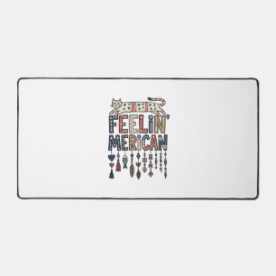 Vintage Patriotic Folk Cat American T-Shirt Design Desk Mat